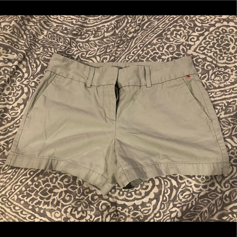 Loft size 2 shorts